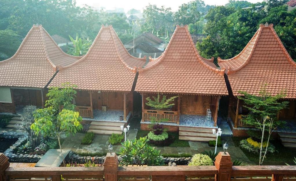 Joglo Jawa Jepara Exteriör bild