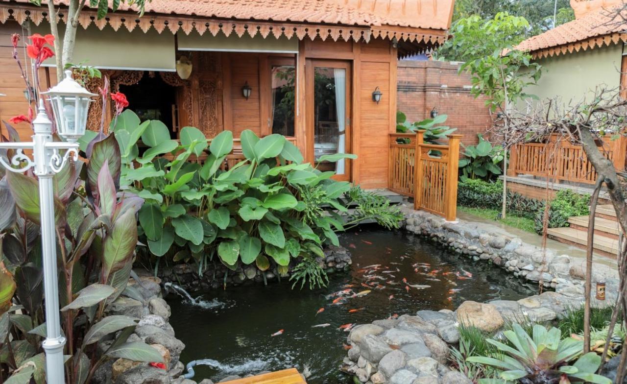 Joglo Jawa Jepara Exteriör bild