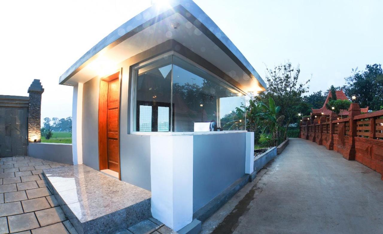 Joglo Jawa Jepara Exteriör bild